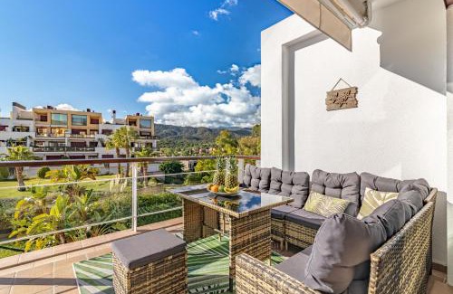 Nueva Milla de Oro Apartamento | Resort Botánica Spa, Piscina, Gym y cerca Marbella