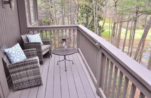 Big Canoe Casa | Resort Haven - Lake Views Fireside Sips Big Screen Roku TVs Community Golf