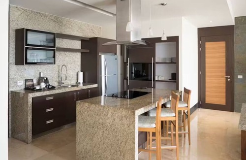 Bucerías Hotel | Resort hotel in delightful Banderas with WiFi, fitness room, AC