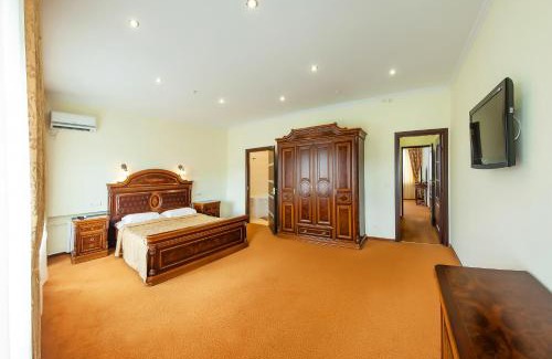 Truskavets Complejo | Resort Hotel Karpaty