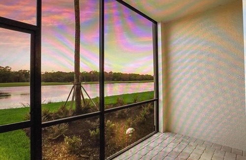 Lakewood Ranch Condominio | Resort Life Lakewood National 2 Golf Courses, Pools, Pickelball, Spa, and more!