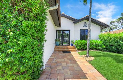 Bonita Springs Casa | Resort Like Amenities Close to Beach