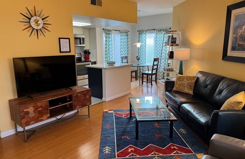 Hillcrest Condominio | Resort-Like Penthouse Condo-Gran ubicación - Zoo / Parque Balboa