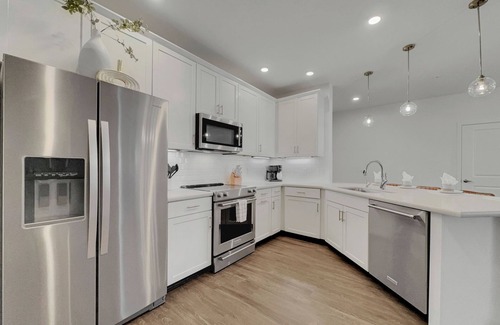 Ocotillo Condominio | Resort Living in Ocotillo. 2 King Suites. Pool, Gym, Pickleball