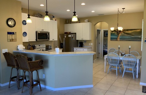 Burnt Store Marina Villa | Estilo Resort Vivir en una comunidad de golf y canotaje en Punta Gorda, FL