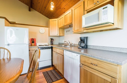 Battle Lake Casa | Resort Living on 175ft of Sandy Beach on Ottertail Lake, MN.- Cabin #1