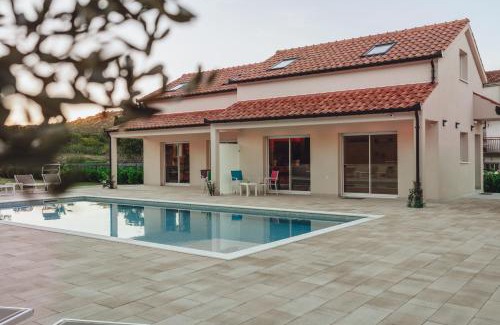 Dugopolje Casa | Resort Luka et Rafael