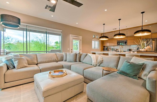 Central Scottsdale Condominio | Resort Perks & Private Balcony: Scottsdale Condo!