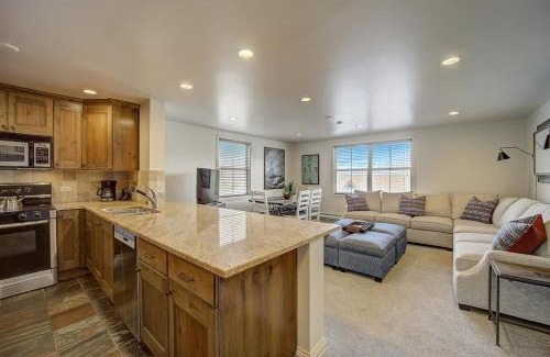 North Park City Casa | Resort Plaza 5061 by AvantStay Located in Park City Mountain Resort Close to the Slopes
