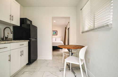 Layton Apartamento | Resort Studio w/ Pool & Beach Access on Long Key!