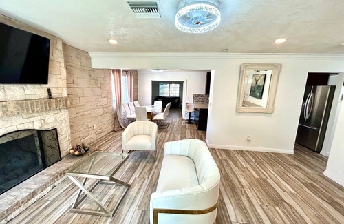 Lake Forest Casa | Resort-Style 4BR Pool Home in OC