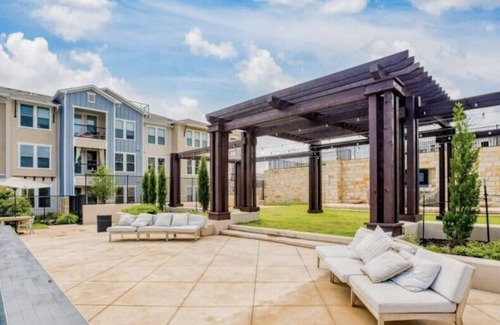 Timberwood Park Apartamento | Resort Style Apartment near Six Flags/ Sea World