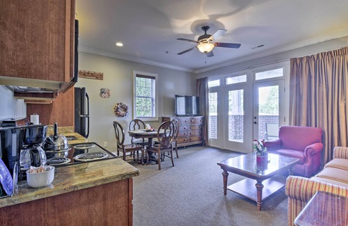Spring Lake Condominio | NUEVO: Condominio Spring Lake con acceso a la piscina en el campo de golf