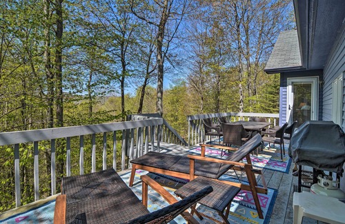 Harbor Springs Cabaña | Resort-style Harbor Springs Home Near Ski Resort!