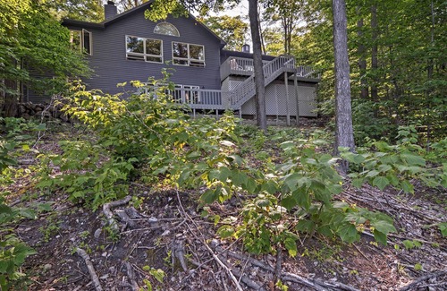 Harbor Springs Cabaña | Resort-style Harbor Springs Home Near Ski Resort!