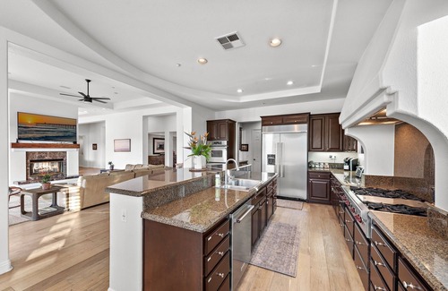 Fallbrook Casa | Resort Style Home With Luxury Amenities - Lighted Pool, Tennis Pickleball Court