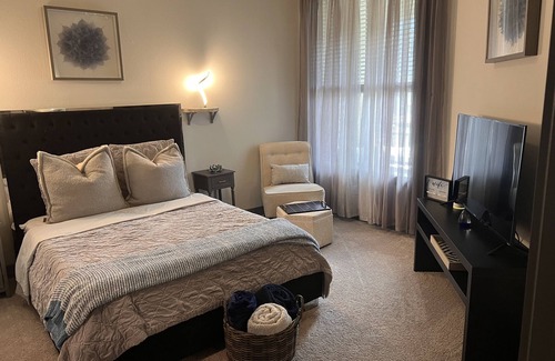 Hancock Apartamento | Resort Style Living and Fun