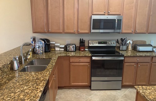 Bonita Springs Condominio | Disponibilidad 2020: hermoso condominio, 2HAB / 2BA, guarida, capacidad para 4-6, golf completo