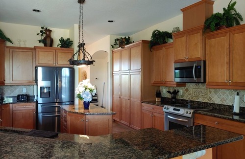 Dixie Shores Casa | Resort Style Pool, Dock, Pickleball, Kayaks, + so much more!