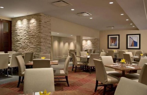 Danvers Casa | Resort Style Stay