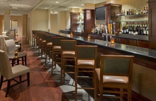 Danvers Casa | Resort Style Stay