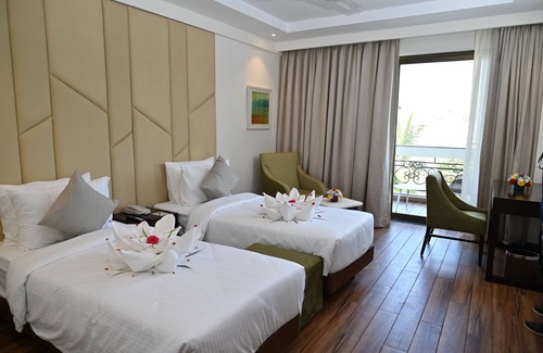 Gauravaddo Hotel | Resort The Lohias