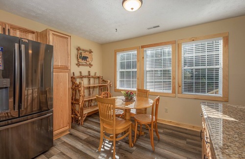 Chalet Village North Cabaña | Resort with Pool Amenity*Game Room*Mtn. View