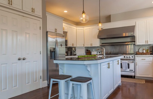 Sammamish Casa | # 1 Propiedad de 3 pisos con hermosa comunidad frente al mar (Nuevo en VRBO)