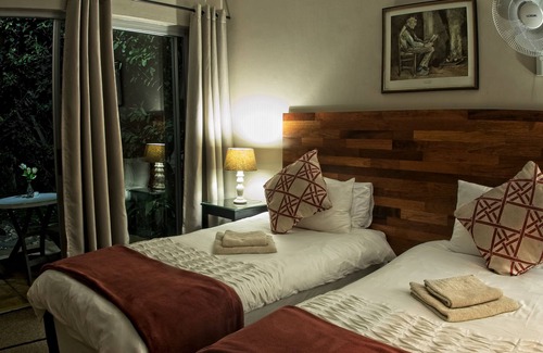 Elarduspark Casa | Rest a While Guest House