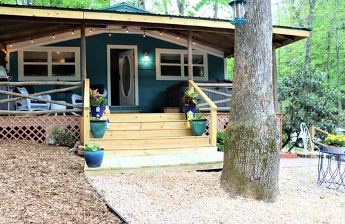 Brevard Cabaña | REST ASSURED WITH HOT TUB AND COMFORT OF THIS HOME!