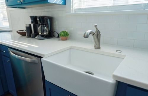 Columbia Condominio | Rest Easy : King Bed : Downtown & Ft. Jackson 2Bd 1Bth
