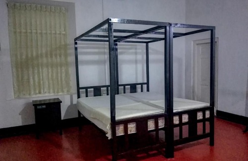 Deniyaya Casa | Rest House ( තානායම )