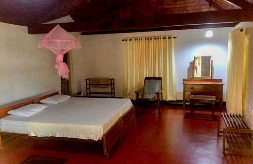 Deniyaya Casa | Rest House ( තානායම )