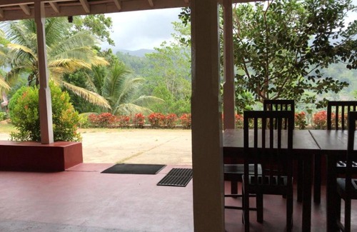 Deniyaya Casa | Rest House ( තානායම )