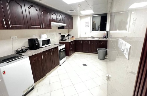 Mussafah Apartamento | Rest House Hostel
