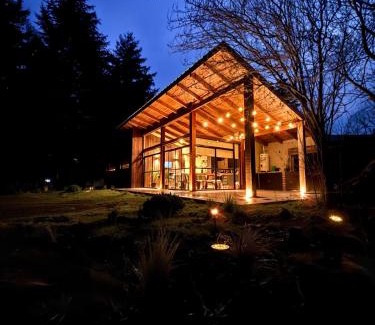 Lago Puelo Chalet De Esquí | Rest in the mountains