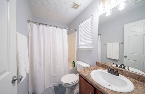 Fort Mitchell Casa | Rest relax and unwind all while minutes from Ft Moore!
