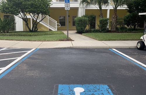 Hillcrest Estates Casa | Rest & Relax Bahama Bay Ground Floor 3 bed 2 bath 20 min to parks