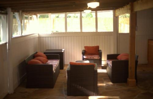 Conyers Casa | Rest & Relax in our cozy 5 Bedroom House