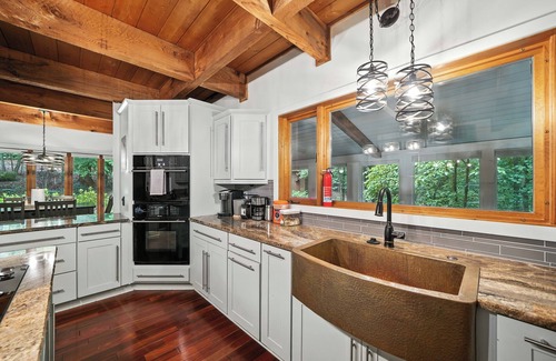 Dahlonega Cabina | Rest & Relaxation in Remote Cabin on 10 Acres