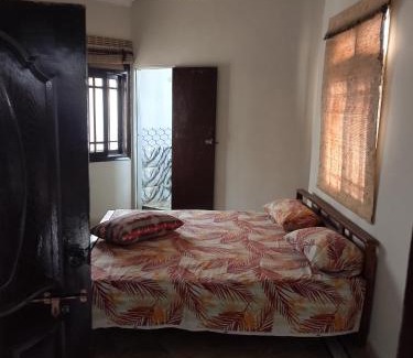Gulshan-e-Iqbal Casa | Rest & stay
