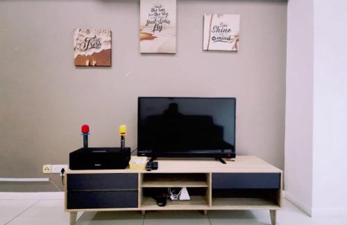 Kampung Sembulan Baru Apartamento | reSTARY - K-Box, Sutera Avenue Infinity Pool - Imago Opposite - KK City- 2BR,6Pax 来沙旅 K房主题公寓 - 无边际日落海景泳池 - Imago商场对面 - KK市中心 - 2房6人