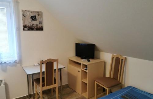 Perna Casa | Restaurace a penzion u Jessyho