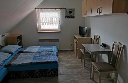 Perna Casa | Restaurace a penzion u Jessyho