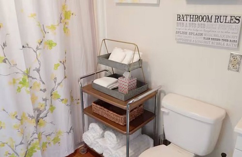 Biglerville Otro | Rested Rooster Maisonette! Near Gettysburg and Cashtown Inn Sleeps 6