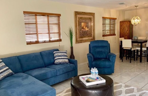 East Ocean Ave Casa | Descansa en Lantana ~ minutos de la playa