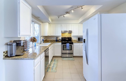 Vancouver Casa | Restful PNW Ranch close to PDX, dining & shopping