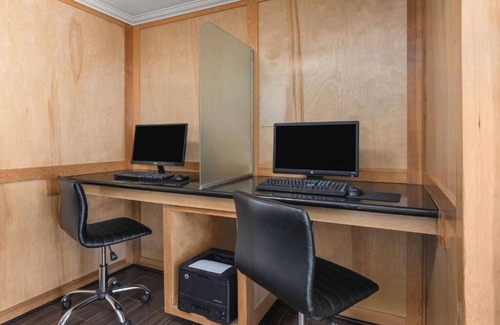Downtown Vancouver Casa | Restful rooms in downtown Vancouver