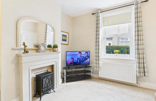 Shiremoor Casa | RestfullStays- 3 Bedroom, 4 Bed House FREE PARKING