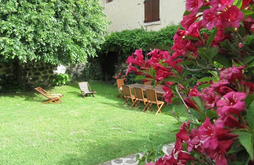 Le Monastier-sur-Gazeille Cabaña | Casa rural restaurada con jardín cerrado y terraza, cerca de Puy en Velay
